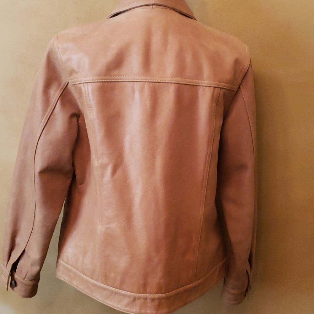 Leather jacket - Picture 4 of 9